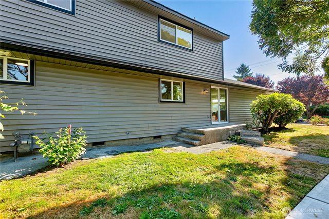 1319 Wood Avenue, Sumner, WA 98390