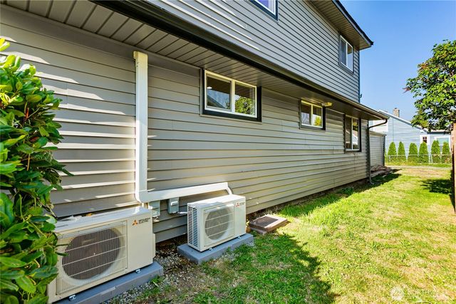 1319 Wood Avenue, Sumner, WA 98390