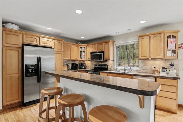 6700 N Sprinkle Road, Kalamazoo, MI 49004