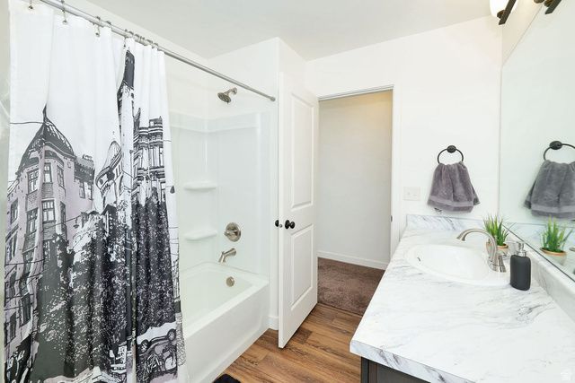 15193 S REINS WAY, Bluffdale, UT 84065