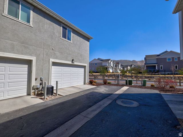 15193 S REINS WAY, Bluffdale, UT 84065