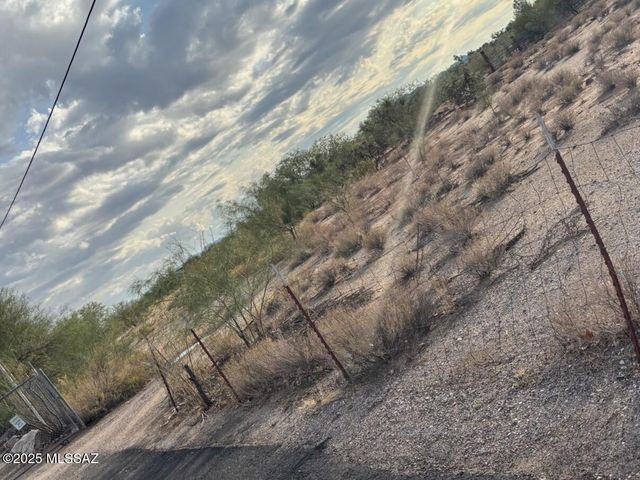 16035 W El Tiro Road, Marana, AZ 85653