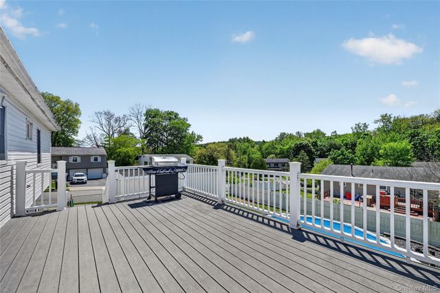 19 Sutherland Drive, Monroe, NY 10950