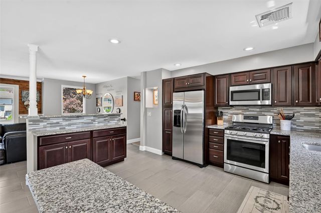 19 Sutherland Drive, Monroe, NY 10950