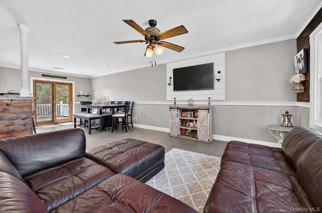 19 Sutherland Drive, Monroe, NY 10950