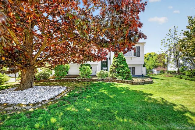 19 Sutherland Drive, Monroe, NY 10950