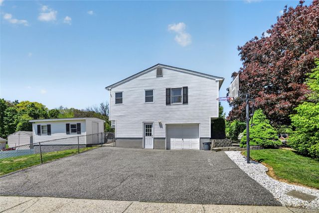 19 Sutherland Drive, Monroe, NY 10950