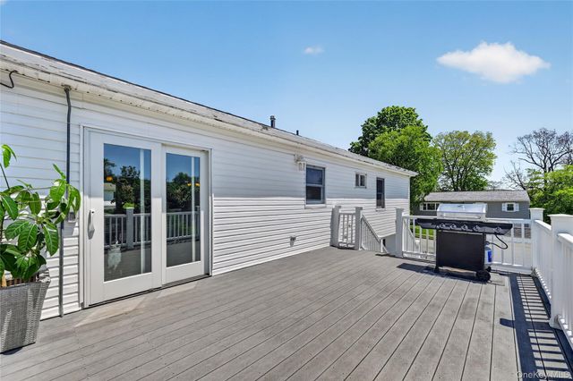 19 Sutherland Drive, Monroe, NY 10950