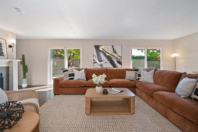 5750 Connie Ct, Loomis, CA 95650