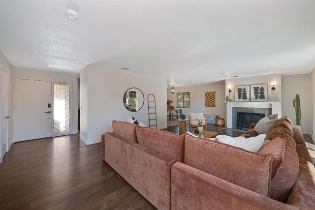 5750 Connie Ct, Loomis, CA 95650