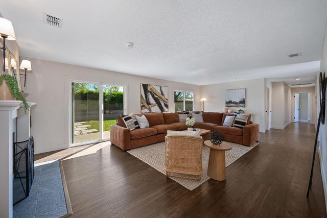 5750 Connie Ct, Loomis, CA 95650