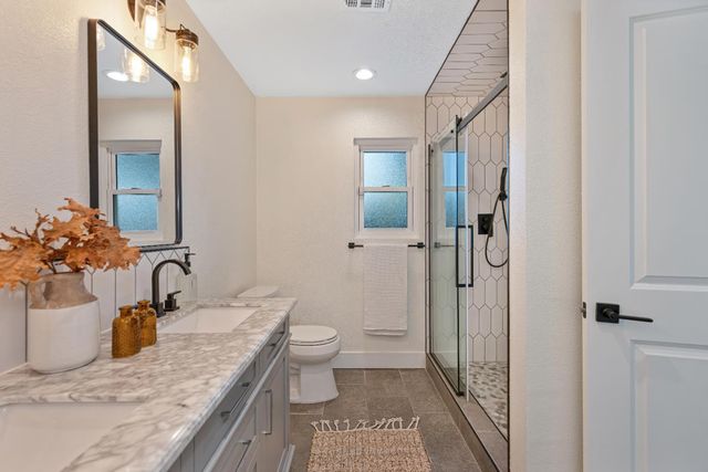 5750 Connie Ct, Loomis, CA 95650