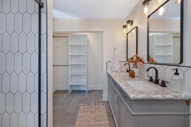 5750 Connie Ct, Loomis, CA 95650