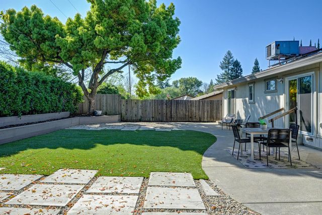 5750 Connie Ct, Loomis, CA 95650