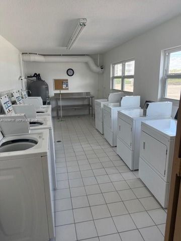 1901 S Ocean Dr 207, Hollywood, FL 33019