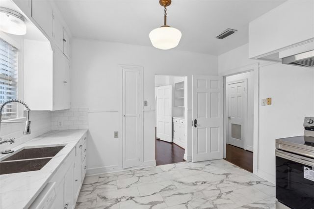 6132 Victor Street, Dallas, TX 75214