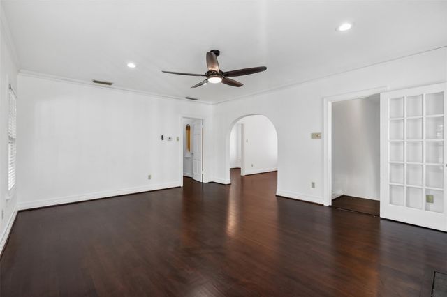 6132 Victor Street, Dallas, TX 75214