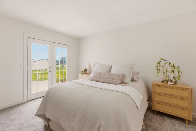 8743 Ross, Valley Center, KS 67147