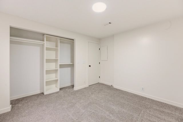 8743 Ross, Valley Center, KS 67147