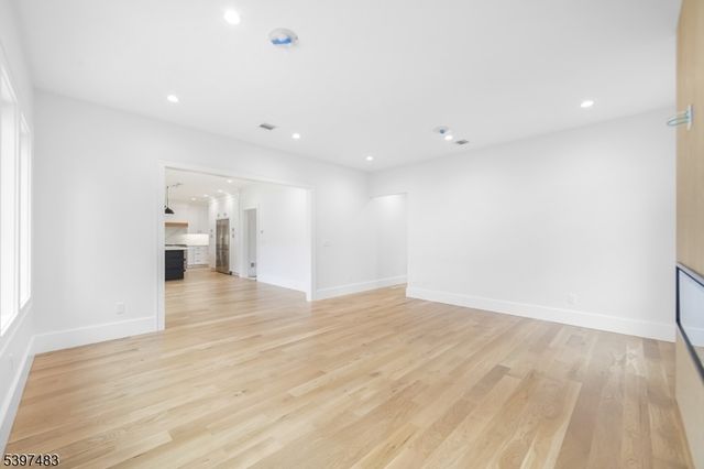 48 Grant Ave, East Hanover Twp., NJ 07936