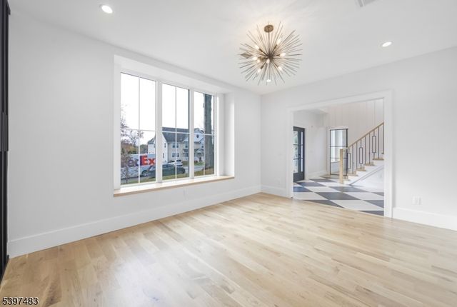 48 Grant Ave, East Hanover Twp., NJ 07936