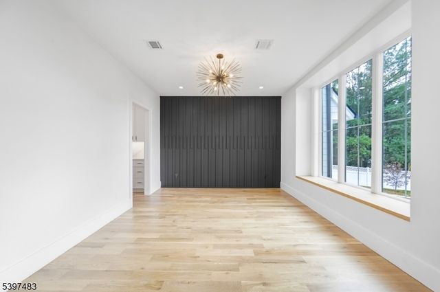 48 Grant Ave, East Hanover Twp., NJ 07936