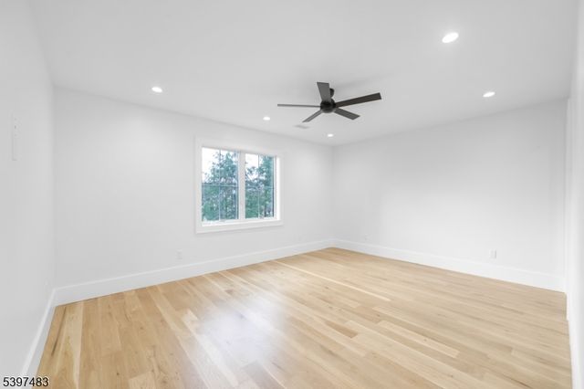 48 Grant Ave, East Hanover Twp., NJ 07936