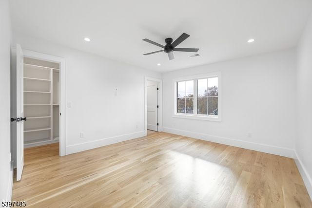 48 Grant Ave, East Hanover Twp., NJ 07936