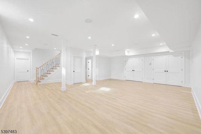 48 Grant Ave, East Hanover Twp., NJ 07936