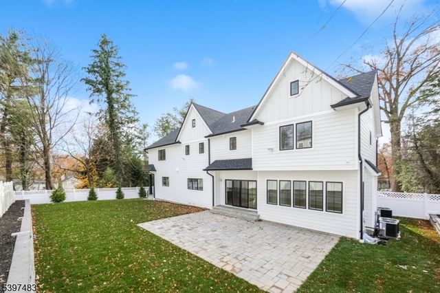 48 Grant Ave, East Hanover Twp., NJ 07936