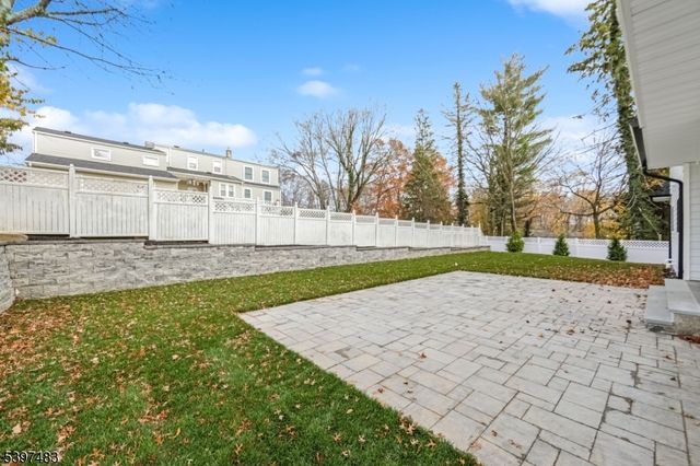 48 Grant Ave, East Hanover Twp., NJ 07936