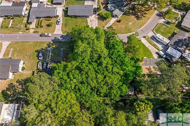 10 Lisa Drive, Savannah, GA 31406