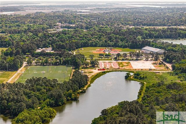 10 Lisa Drive, Savannah, GA 31406