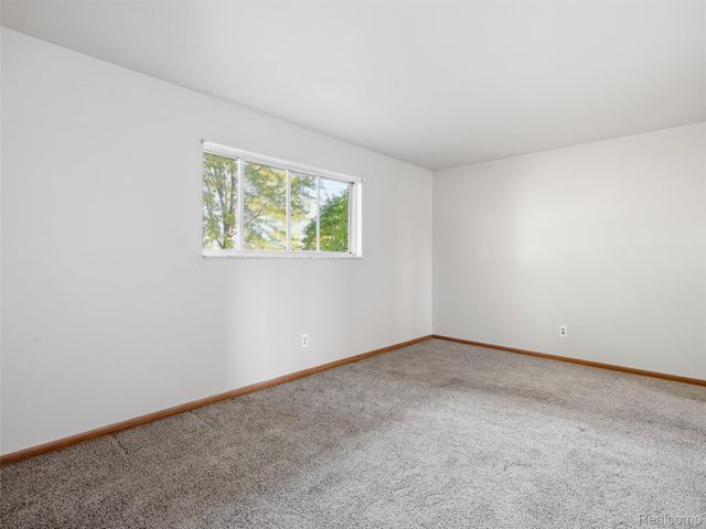 22275 29 Mile Road, Ray Township, MI 48096