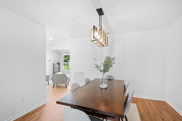 1019 Larch Way, Wellington, FL 33414