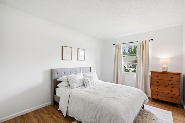 1019 Larch Way, Wellington, FL 33414