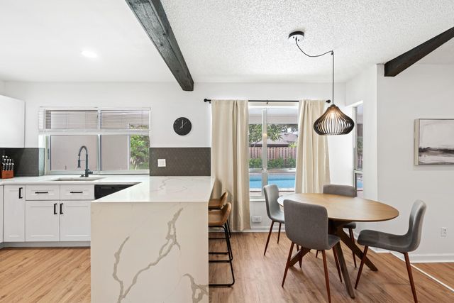 1019 Larch Way, Wellington, FL 33414