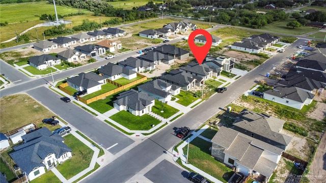 5812 N Gira Del Sol Street, Edinburg, TX 78542
