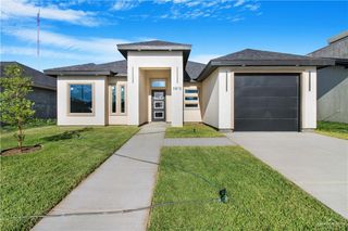 5812 N Gira Del Sol Street, Edinburg, TX 78542