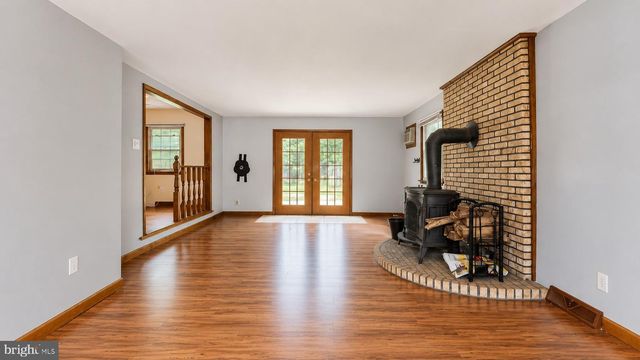 6332 BLACK HORSE PIKE, Mays Landing, NJ 08330