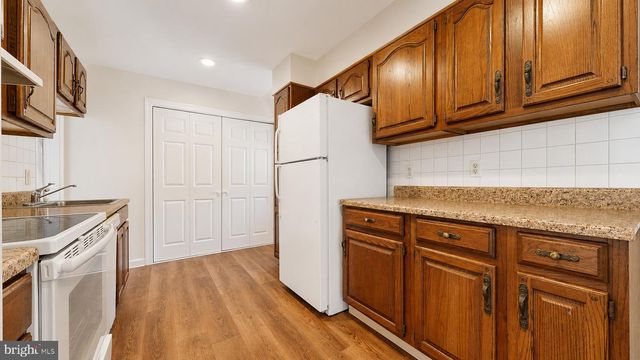 6332 BLACK HORSE PIKE, Mays Landing, NJ 08330