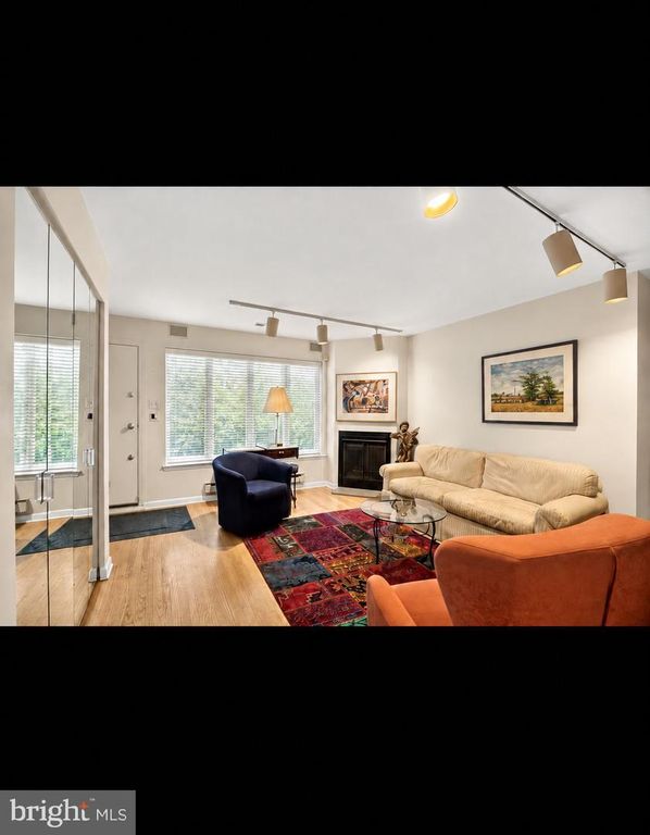 1 CHRISTIAN ST #42L, PHILADELPHIA, PA 19147 — photo 5