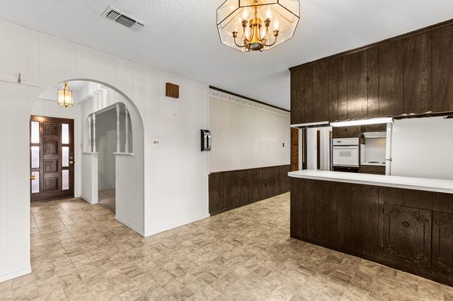 918 Saint Charles Court, Marlin, TX 76661