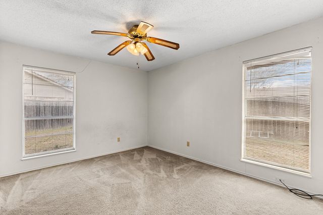 918 Saint Charles Court, Marlin, TX 76661