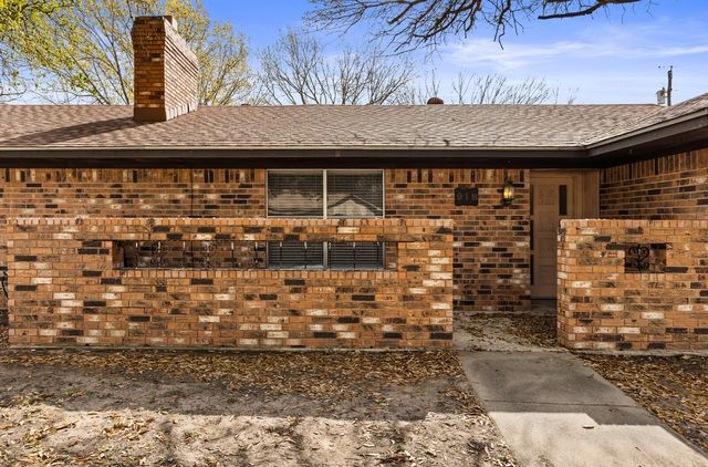 918 Saint Charles Court, Marlin, TX 76661