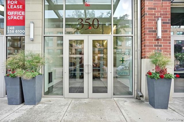 350 N Main Street 517, Royal Oak, MI 48067
