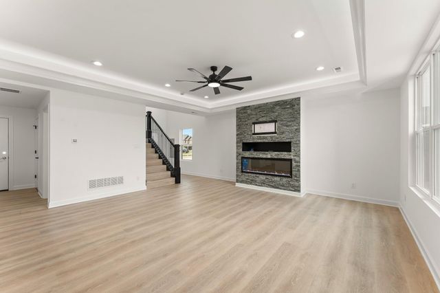 4427 W 77th Avenue, Merrillville, IN 46410