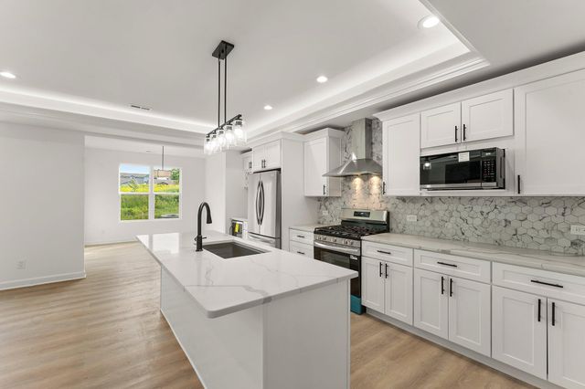 4427 W 77th Avenue, Merrillville, IN 46410