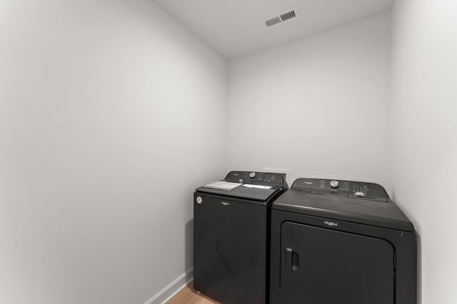 4427 W 77th Avenue, Merrillville, IN 46410