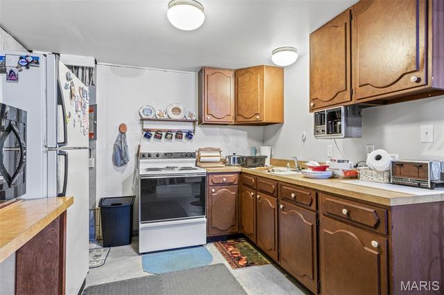 9367 E Vista Drive, Hillsboro, MO 63050